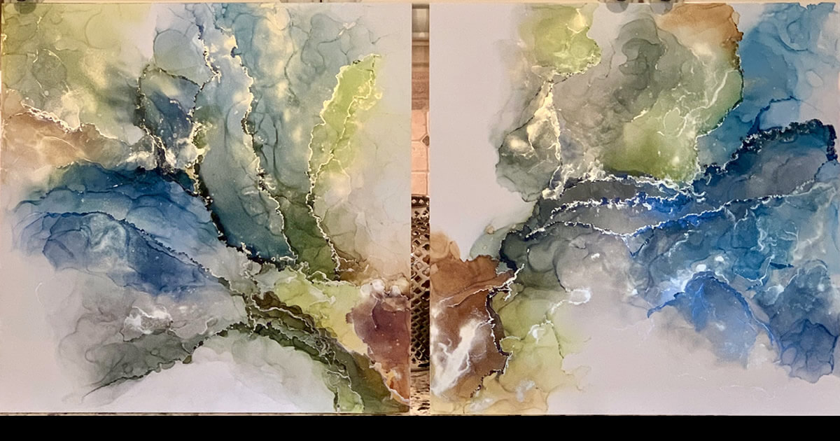 Alcohol paint canvas finished in resin